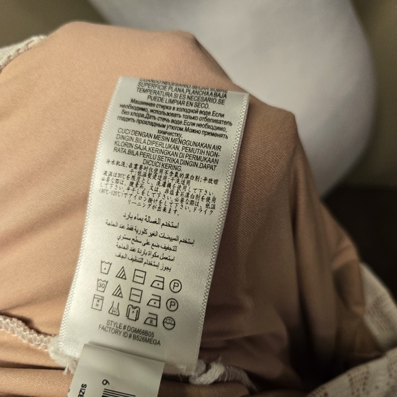 BCBG Maxazria Size XS White Tan Alice Mixed Lace Sheer long sleeve Sheath Dress - Picture 14 of 15